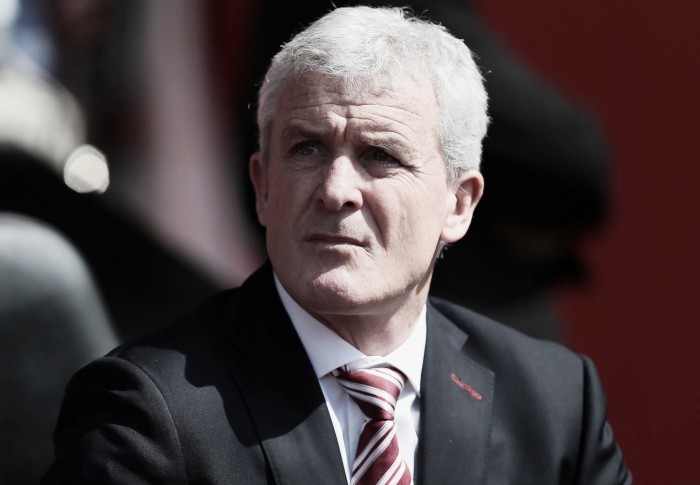 Mark Hughes: "Estamos acostumbrados a los comienzos difíciles" Mark Hughes: "Estamos acostumbrados a los comienzos difíciles"