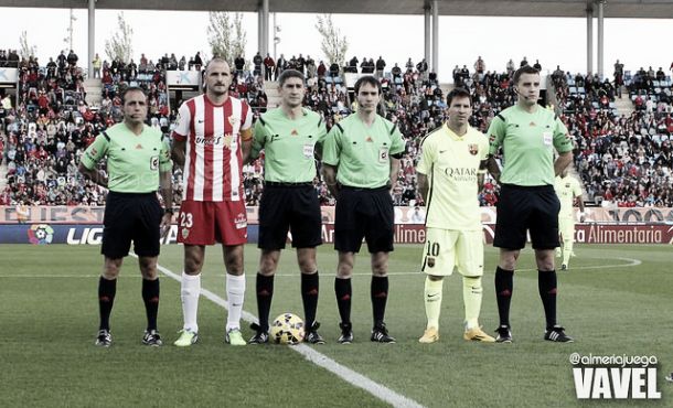 Fotos e imágenes del Almería 1-2 Barcelona de la Jornada 11 de la Liga BBVA