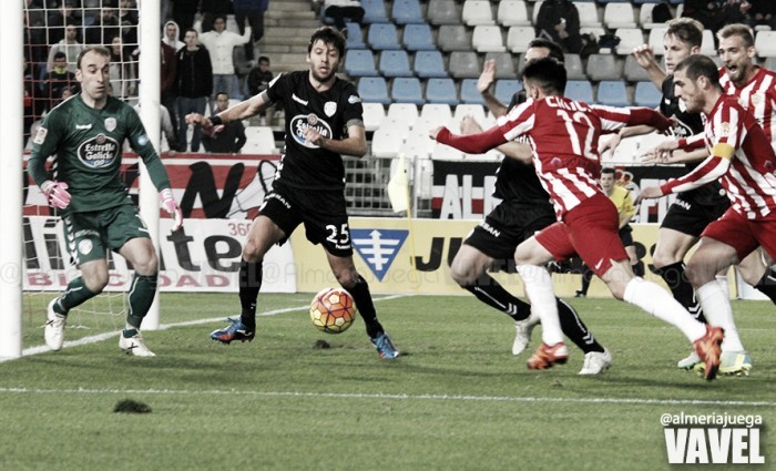 Resumen Lugo 1-2 Almería en Segunda División 2017