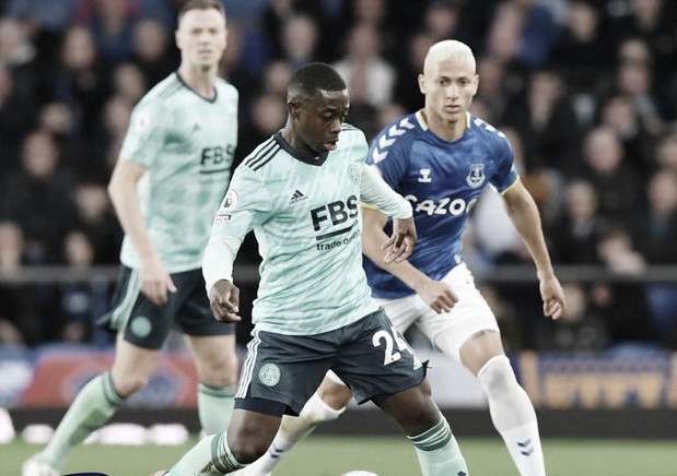 Richarlison marca e evita derrota do Everton contra o Leicester 