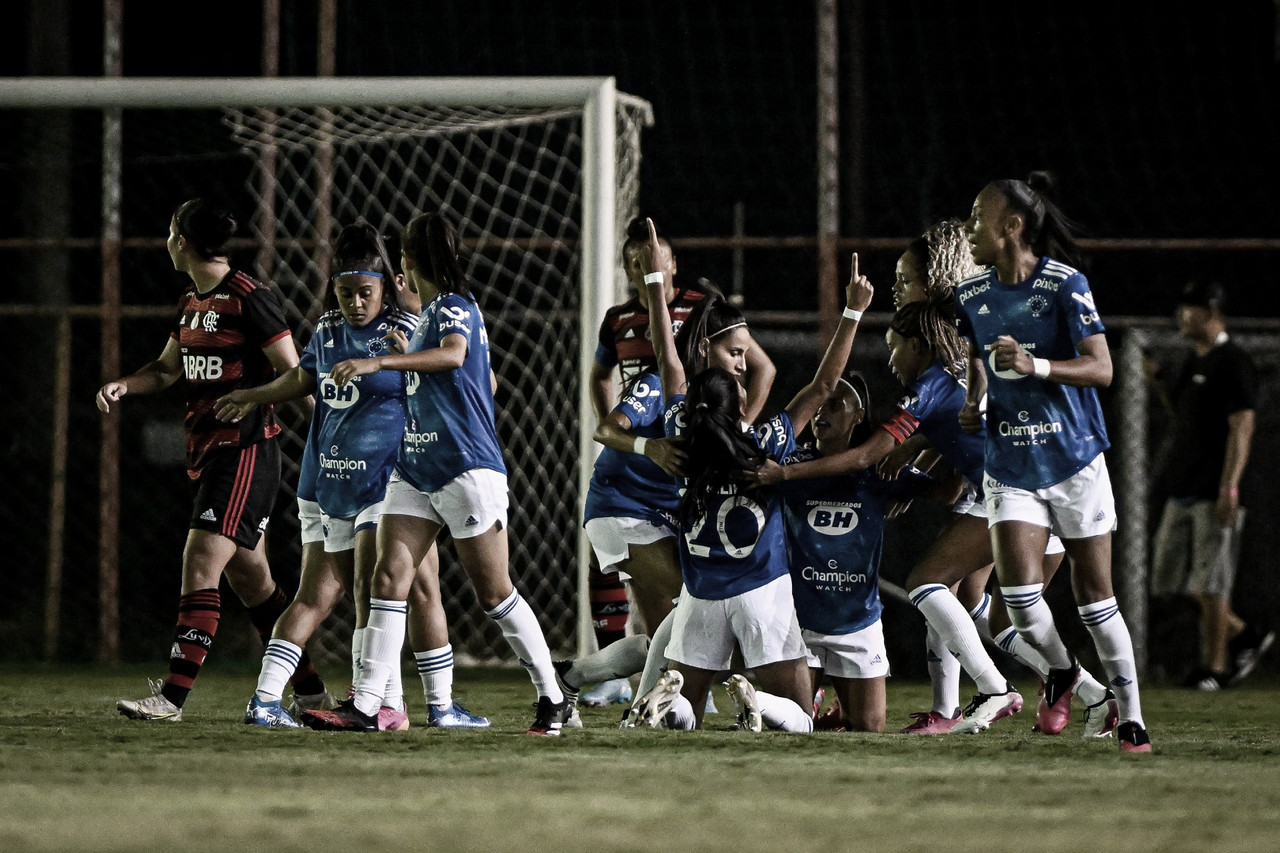 Em noite inspirada, Marília comanda vitória do Cruzeiro contra Flamengo