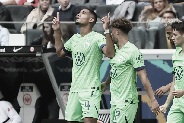 Wolfsburgo logra su primera victoria en la temporada