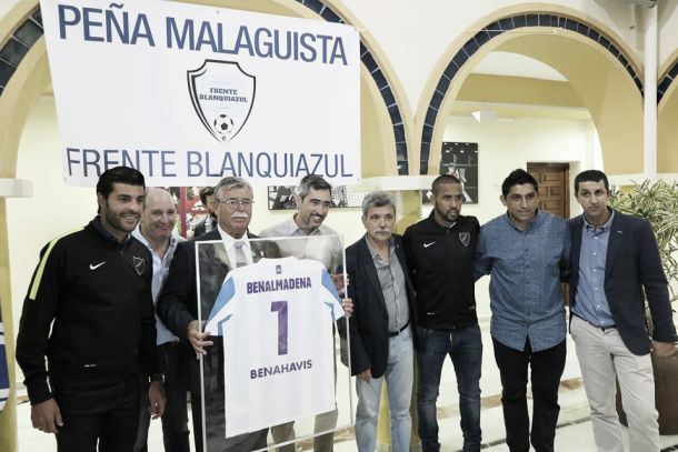 El Málaga CF en la inauguración del 'Frente Blanquiazul'