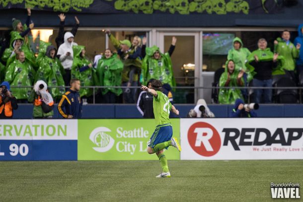 Score Seattle Sounders FC - FC Dallas in 2015 MLS Playoffs (2-1)