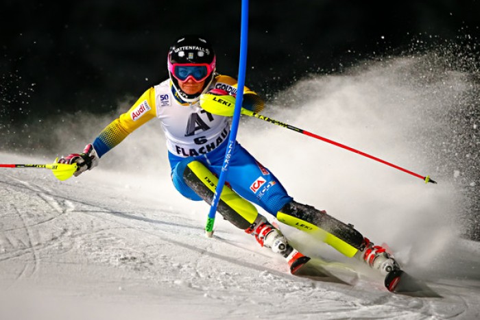 Sci Alpino - Frida Hansdotter porta tutte a scuola nella prima manche a Flachau
