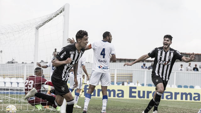Sob fortes emoções, Galinho vence Água Santa e avança na Copa SP