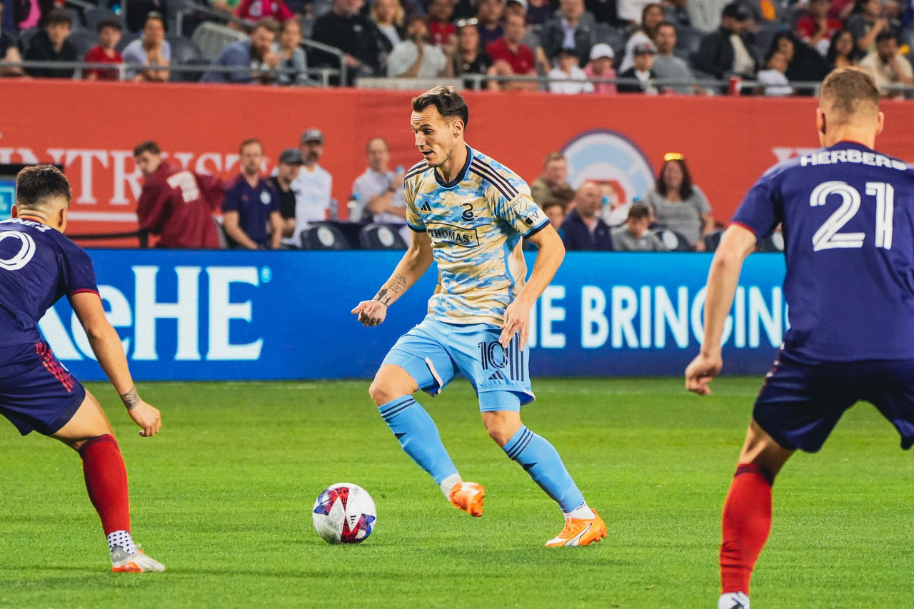 Chicago Fire FC Draws New England Revolution 2-2 at Soldier Field