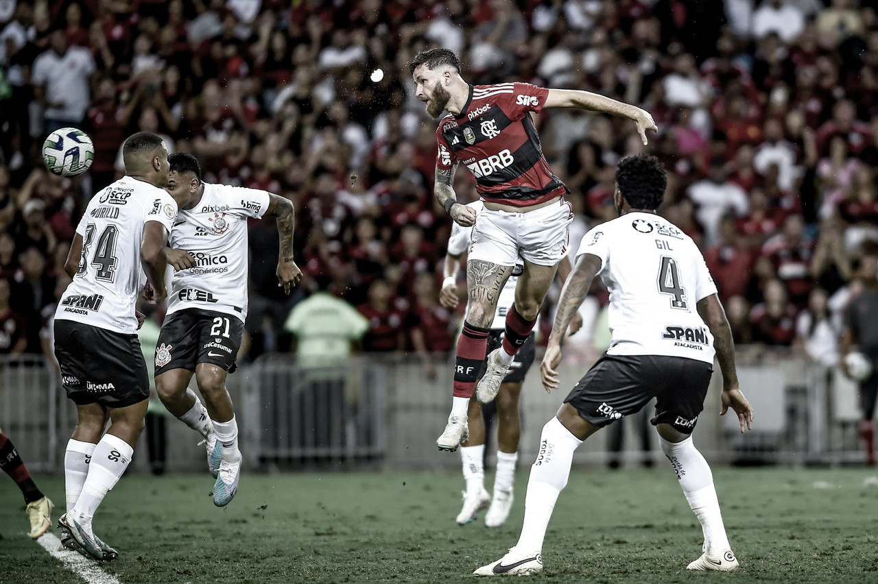 Lesionado, Léo Pereira marca e
vira herói na vitória contra Corinthians: “Tinha de ser gol meu”