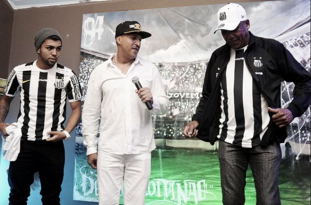 Santos lança nova camisa alvinegra e homenageia o Paulistão de 1984