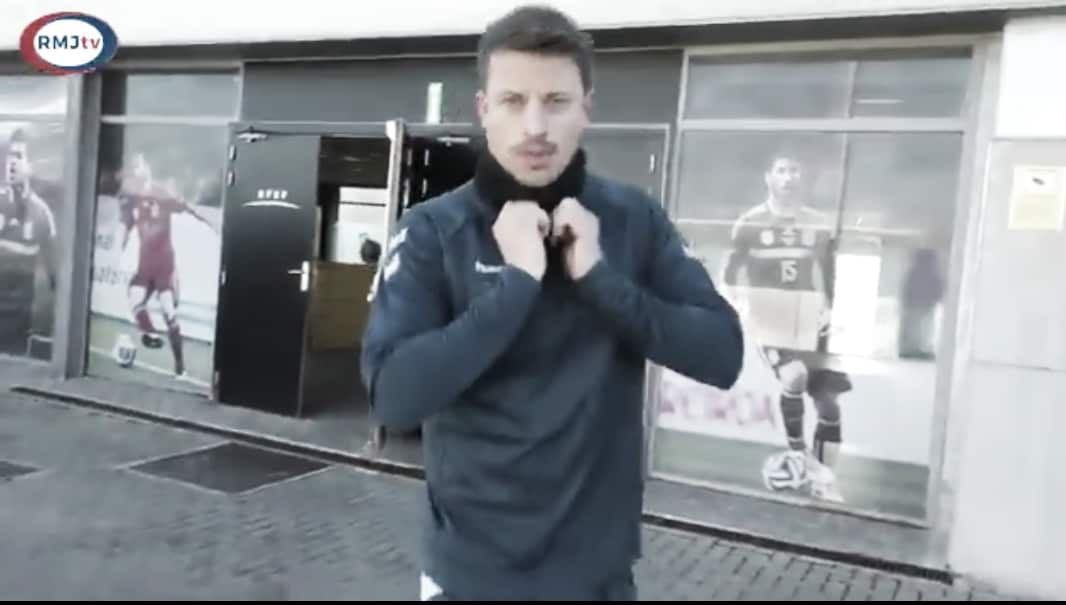 Vuelta al
trabajo con la mente puesta en el Córdoba CF Vuelta al
trabajo con la mente puesta en el Córdoba CF