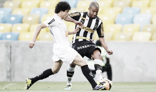 No Independência, Atlético-MG e Botafogo duelam com elencos desfalcados