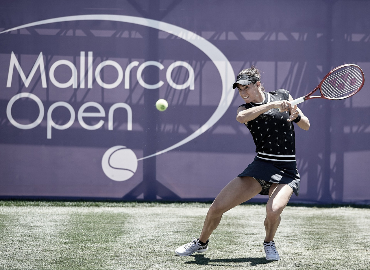 Garcia mantém embalo, bate Azarenka e avança em Mallorca Garcia mantém embalo, bate Azarenka e avança em Mallorca