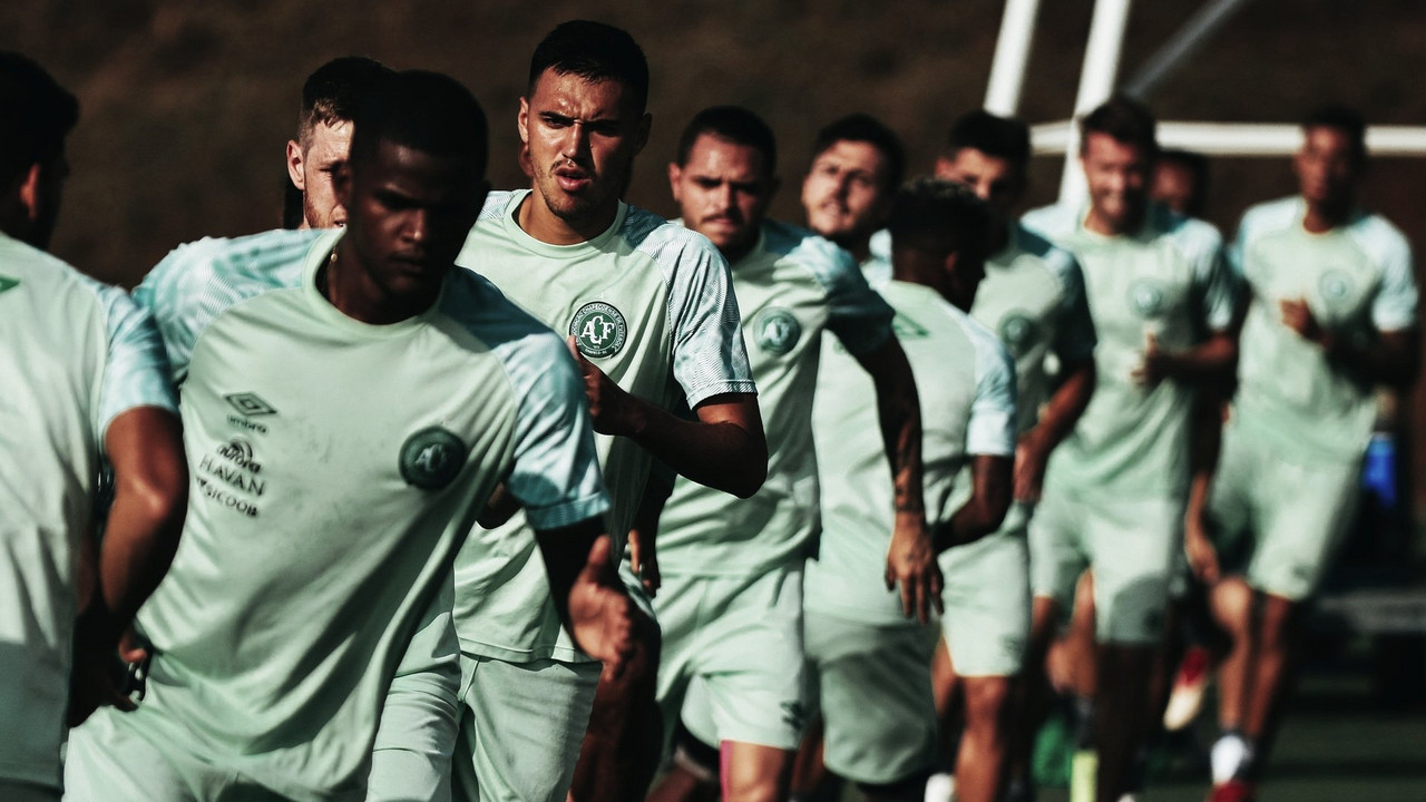 Chapecoense duela com Figueirense na penúltima rodada do Estadual Chapecoense duela com Figueirense na penúltima rodada do Estadual