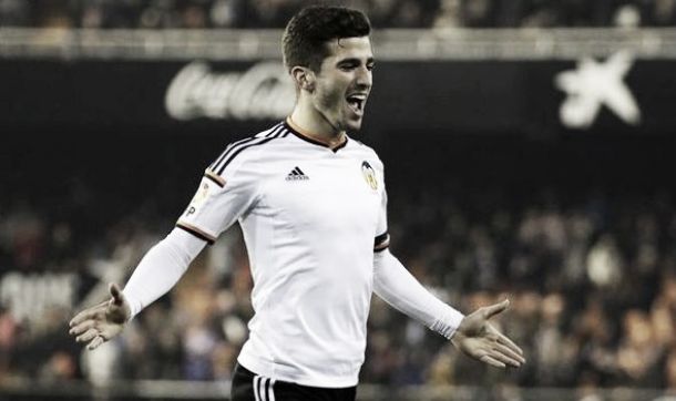 Talented young full-back Jose Gayá signs contract extension with Valencia