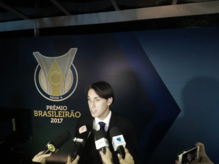 Em boa fase no Grêmio, Geromel descarta deixar o clube: "Possibilidade zero"