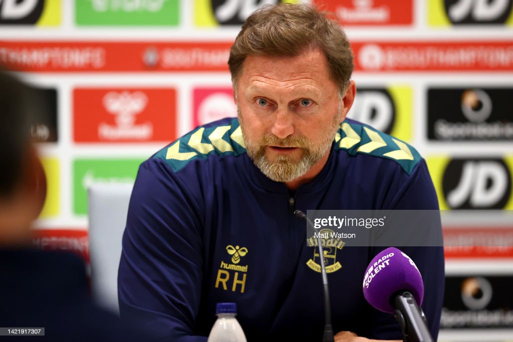 Ralph Hasenhuttl believes the country should be 'very proud' of the response to the Queen's death - VAVEL International