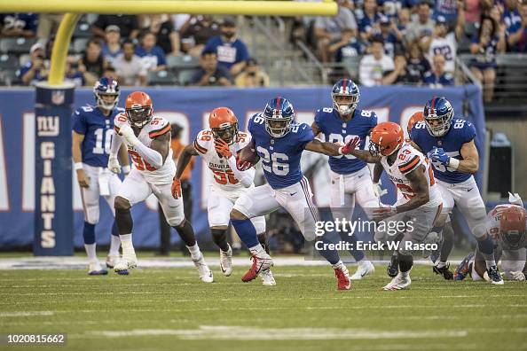 NFL Preview: New York Giants v Cleveland Browns