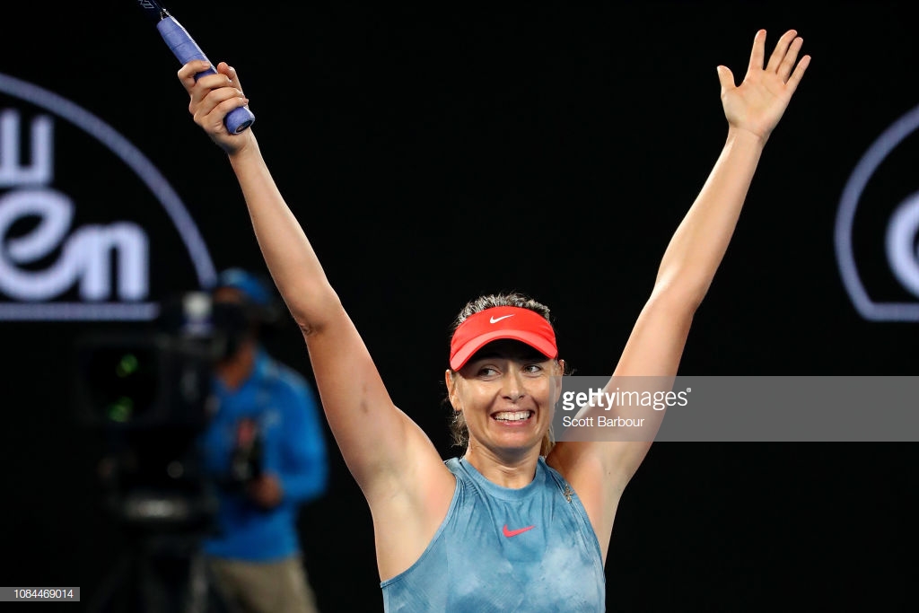 2019 Australian Open: Sharapova gets past Wozniacki in three sets