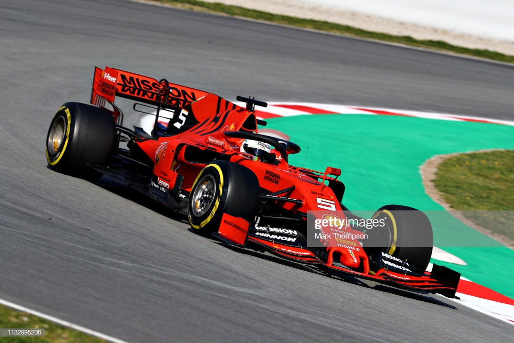 Vettel fastest on final day of testing, Hamilton close behind
