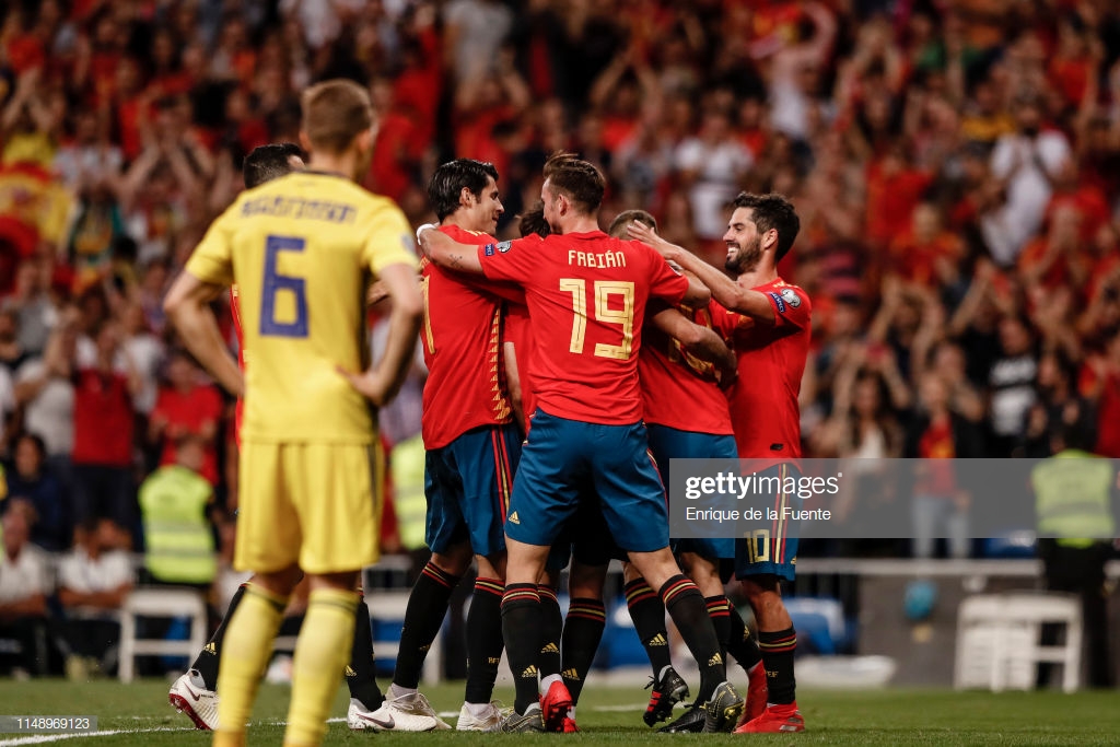 Spain 3-0 Sweden: La Roja enforce penalties on Sweden