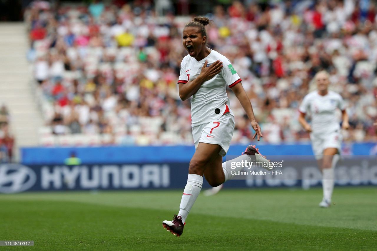 Women's World Cup: England 2 - 1 Scotland