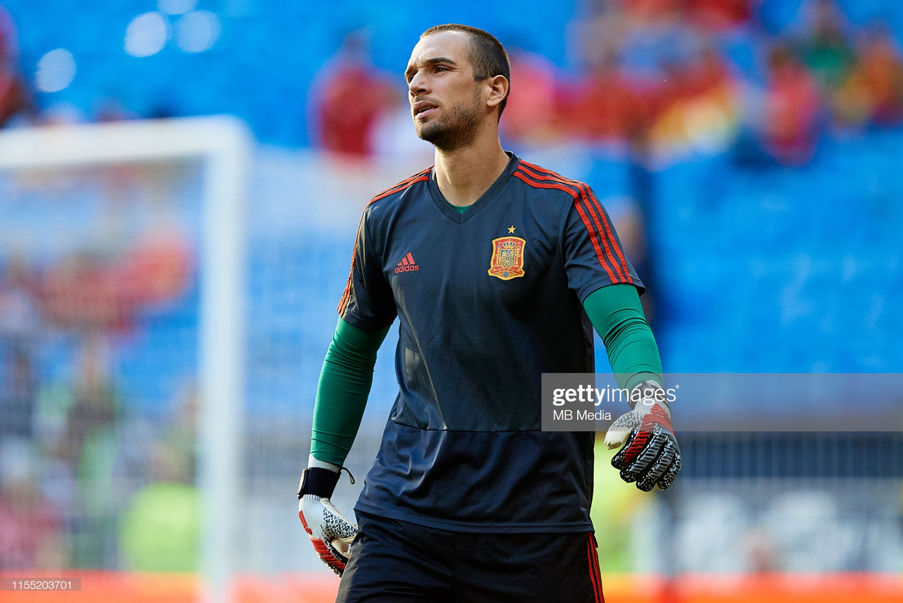 Pau Lopez completes move to AS Roma