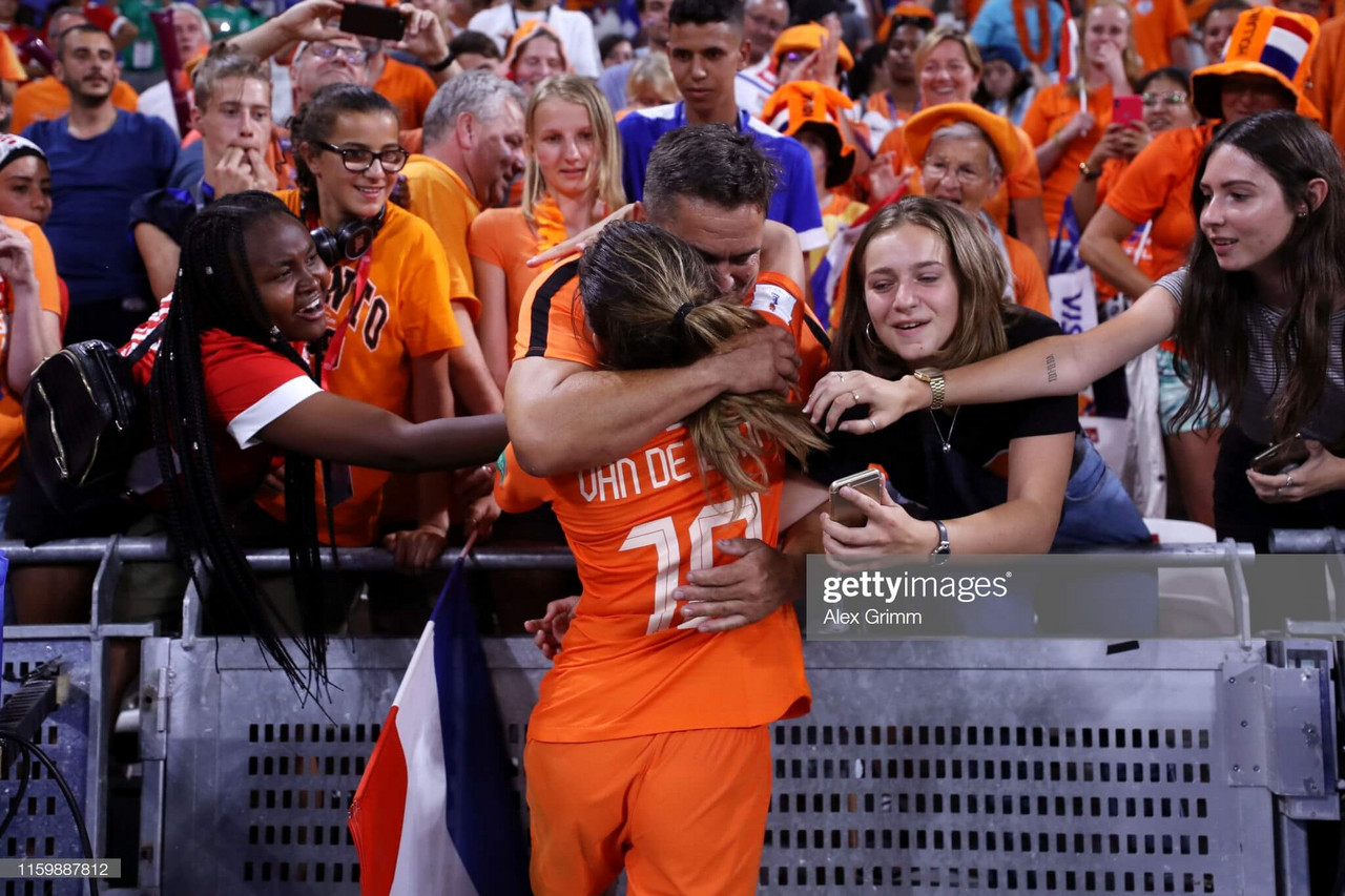 Daniëlle van de Donk: A look at her past after 100 national team appearances