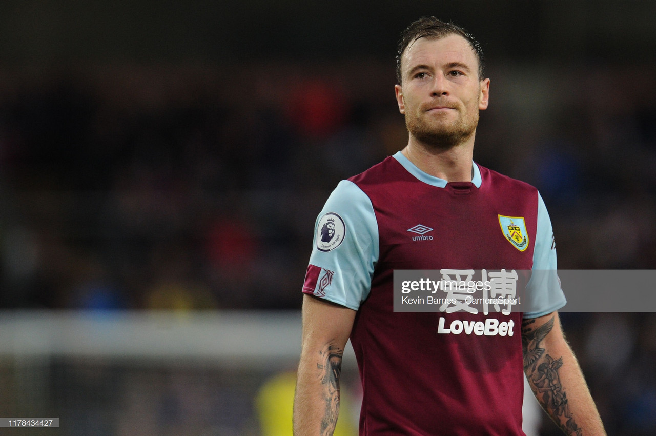 Ashley Barnes signs new three-year Burnley deal