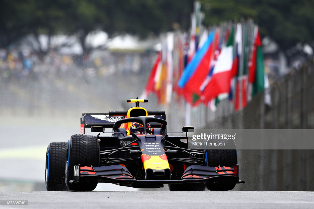 Albon crashes but still fastest in wet FP1