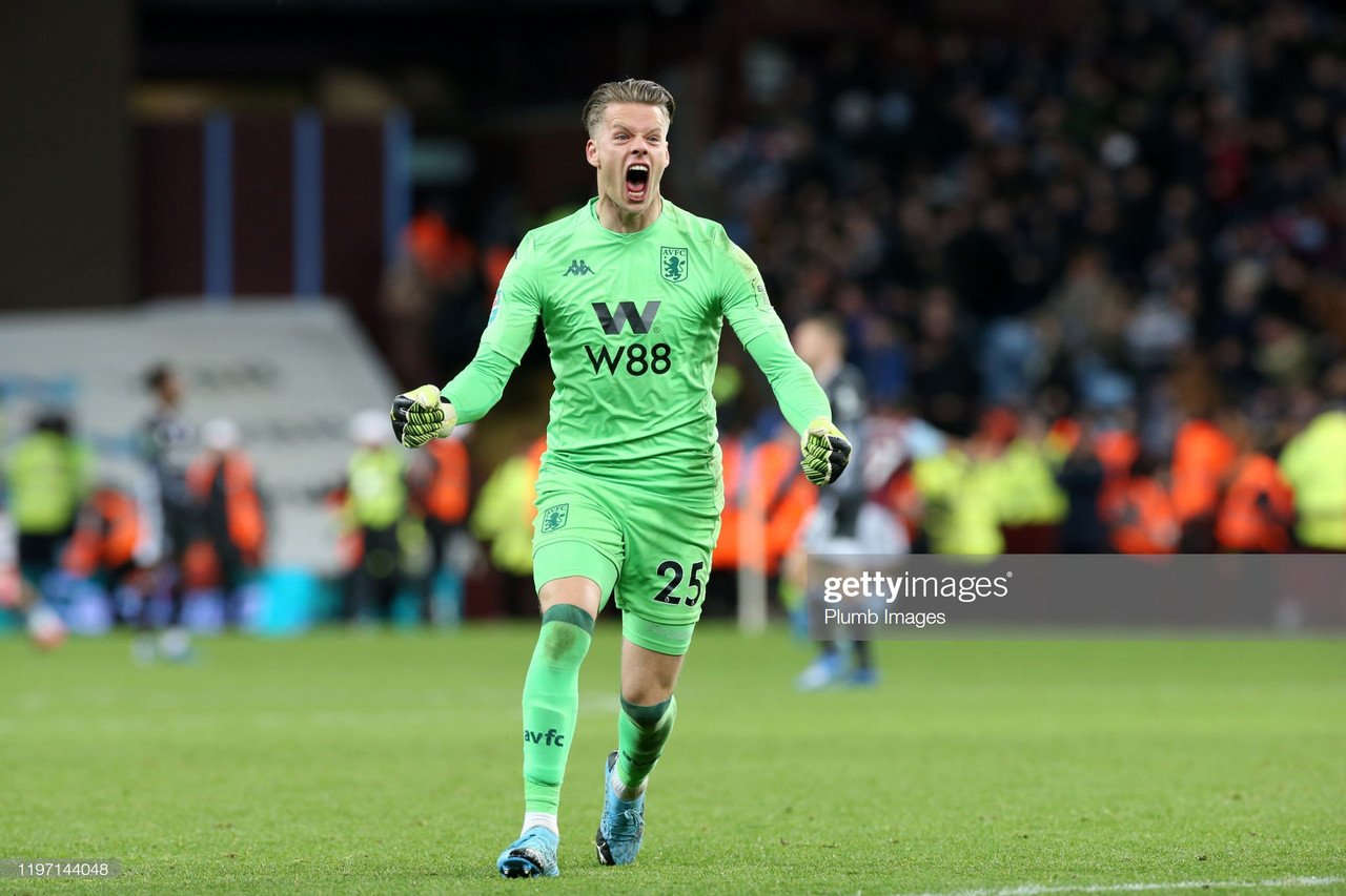 Aston Villa 2-1 Leicester City: Pitch invasion as Villans book Wembley spot