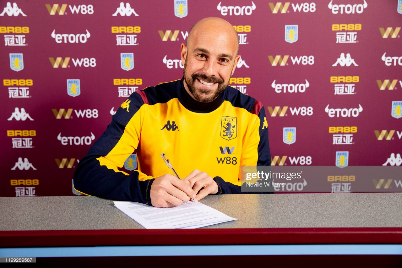 Aston Villa sign World Cup winner Pepe Reina