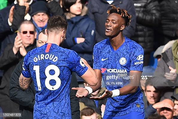 How can Olivier Giroud help Tammy Abraham improve?