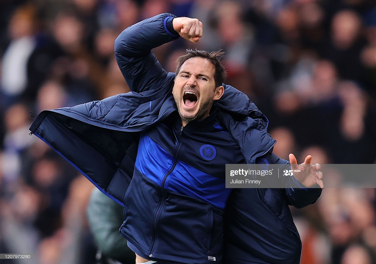 Lampard looking 'very carefully' at contract situation