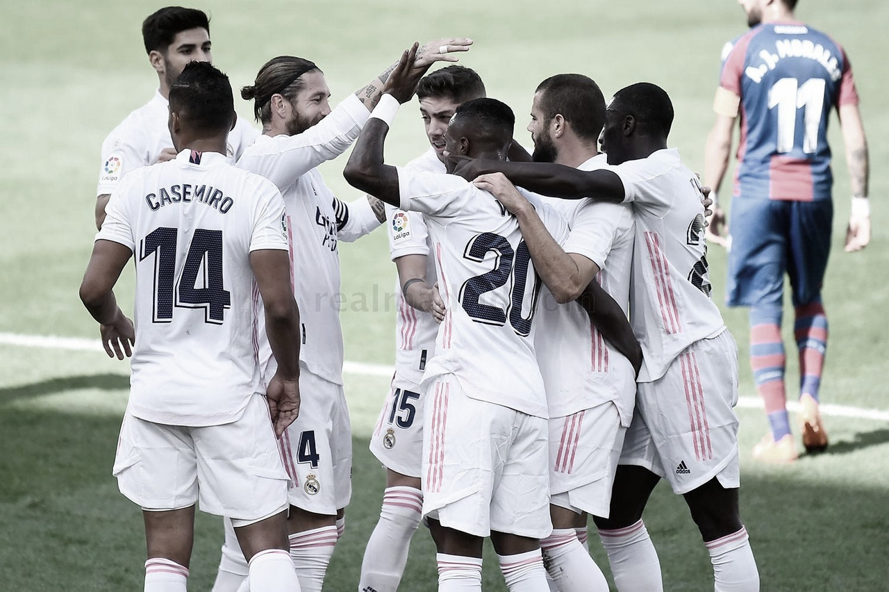 El Real Madrid firma la victoria frente al Levante (0-2) El Real Madrid firma la victoria frente al Levante (0-2)