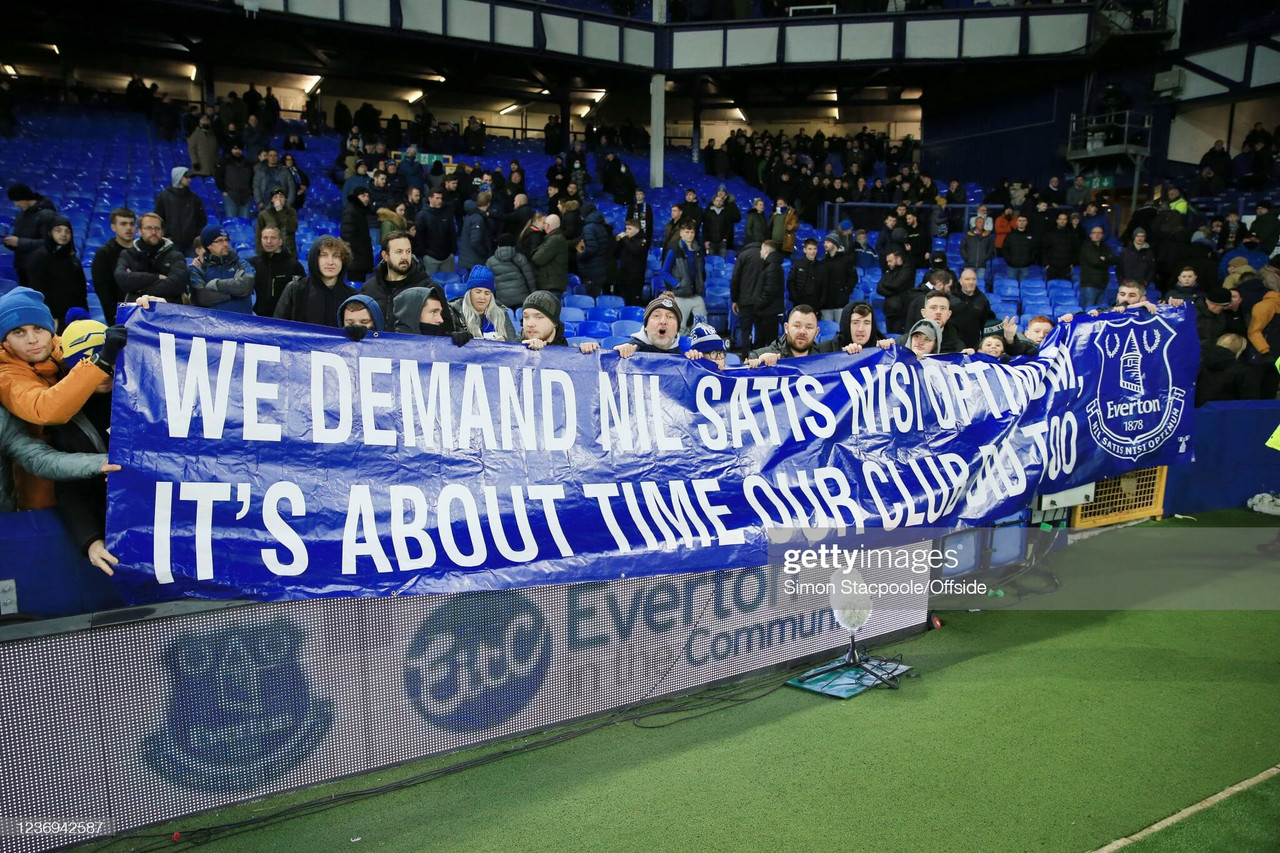 Everton board on receiving end of fans' ire as air turns blue