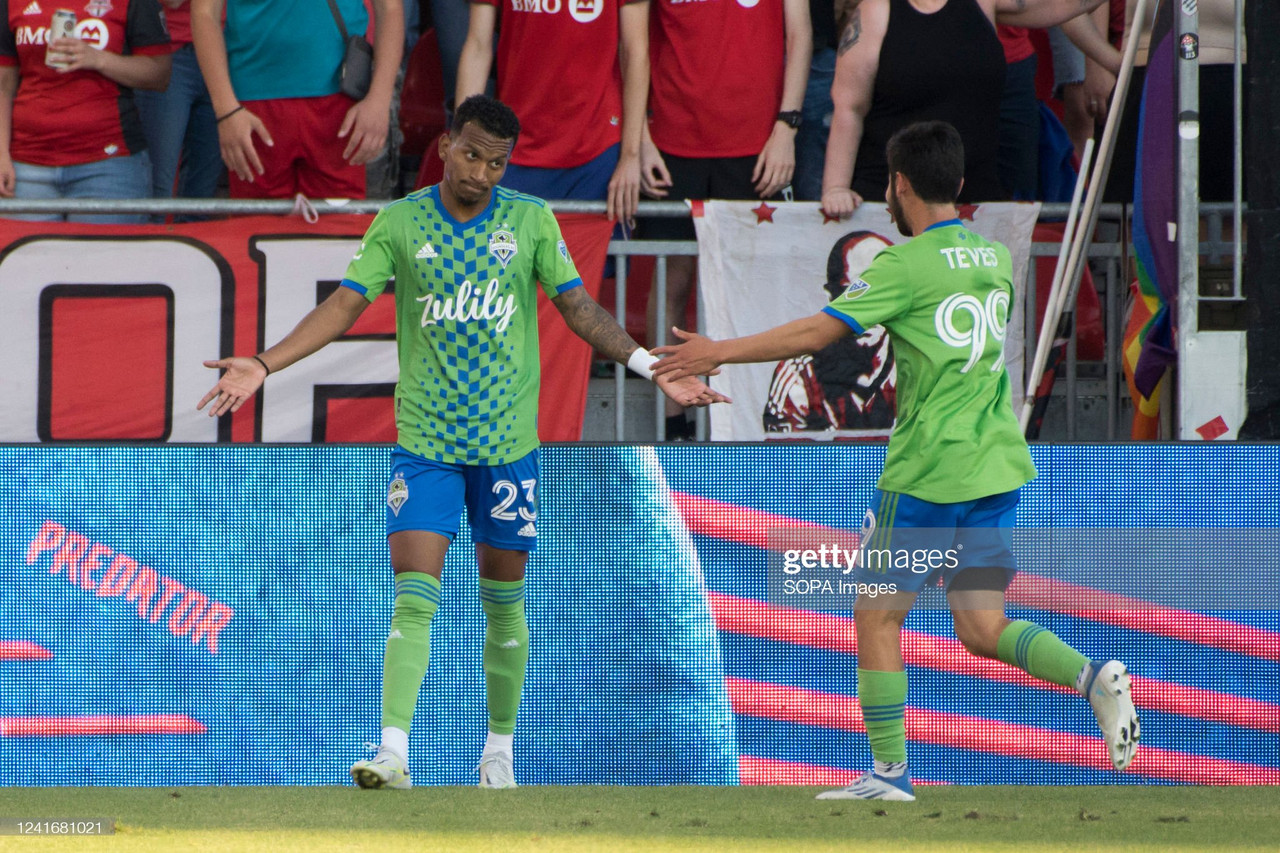 Toronto FC 0-2 Seattle Sounders: Shorthanded visitors take all three points