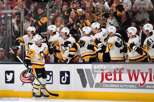 Crosby's three-point night rallies Penguins past Blue Jackets