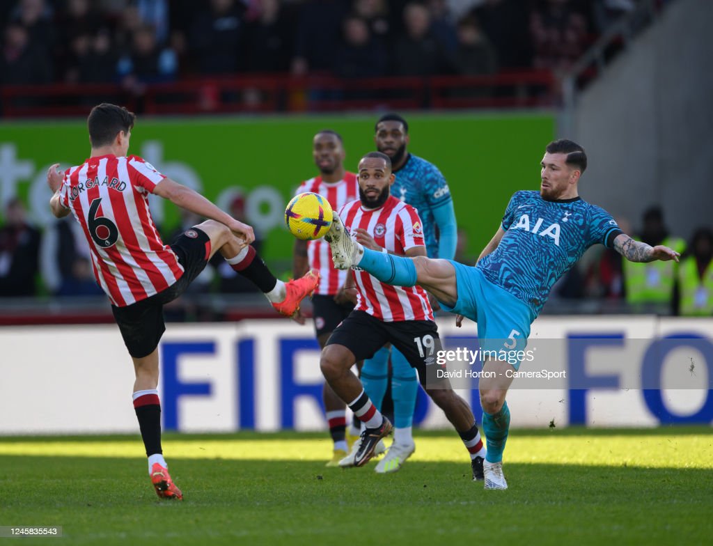 Brentford 2-2 Tottenham  Janelt and Toney goals earn Bees point