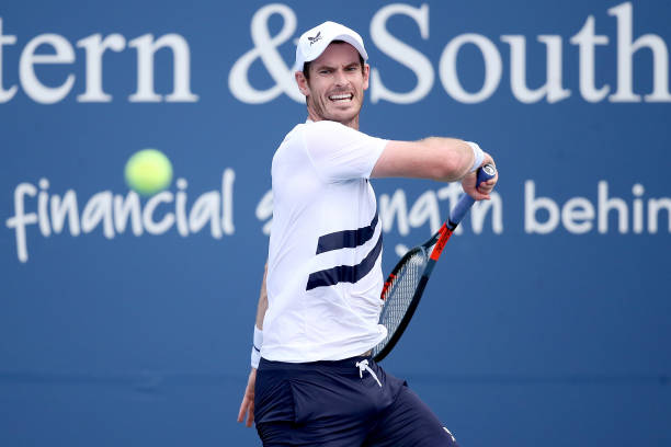 ATP Western and Southern Open: Andy Murray upsets Alexander Zverev 