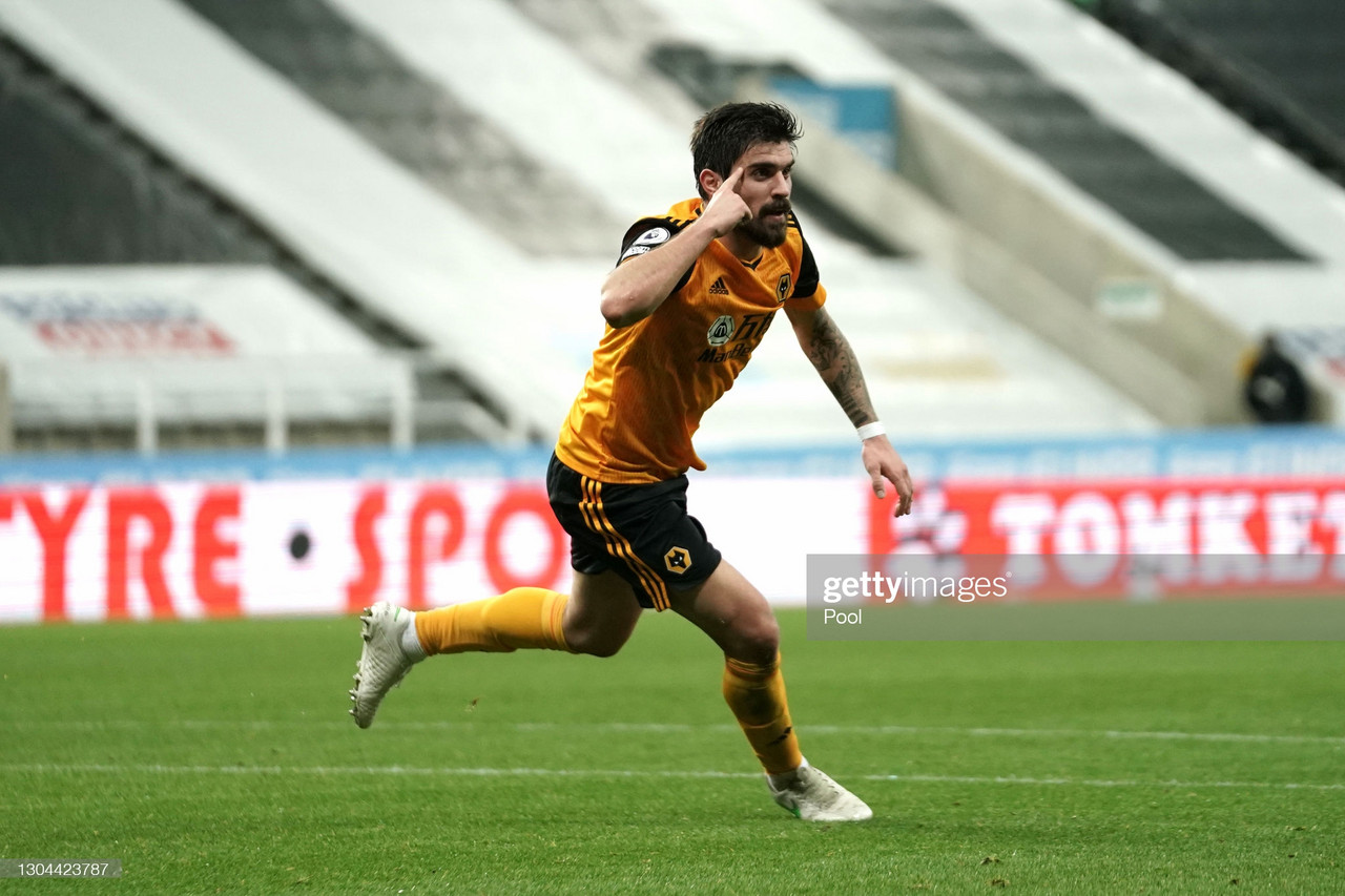 Ruben Neves shines as Wolves take a point from stubborn Magpies