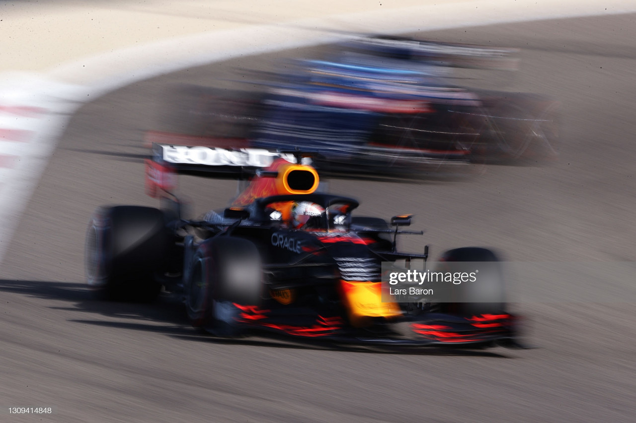 Max Verstappen takes top spot again in the last session before Qualifying - Bahrain FP3 2021