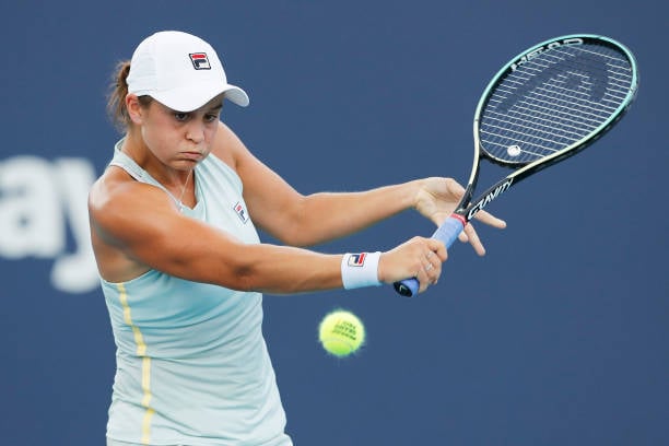 WTA Miami: Ashleigh Barty cruises past Elina Svitolina