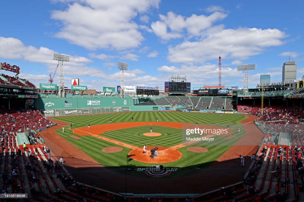 Bucky Dent returns to Fenway for Yankees-Red Sox clash