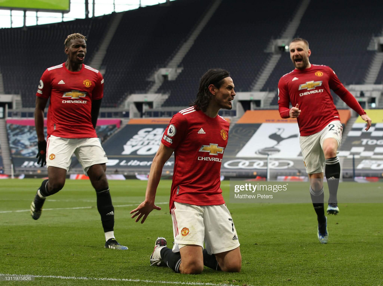 Tottenham Hotspur 1-3 Manchester United: Cavani header turns it around during best display as a United player