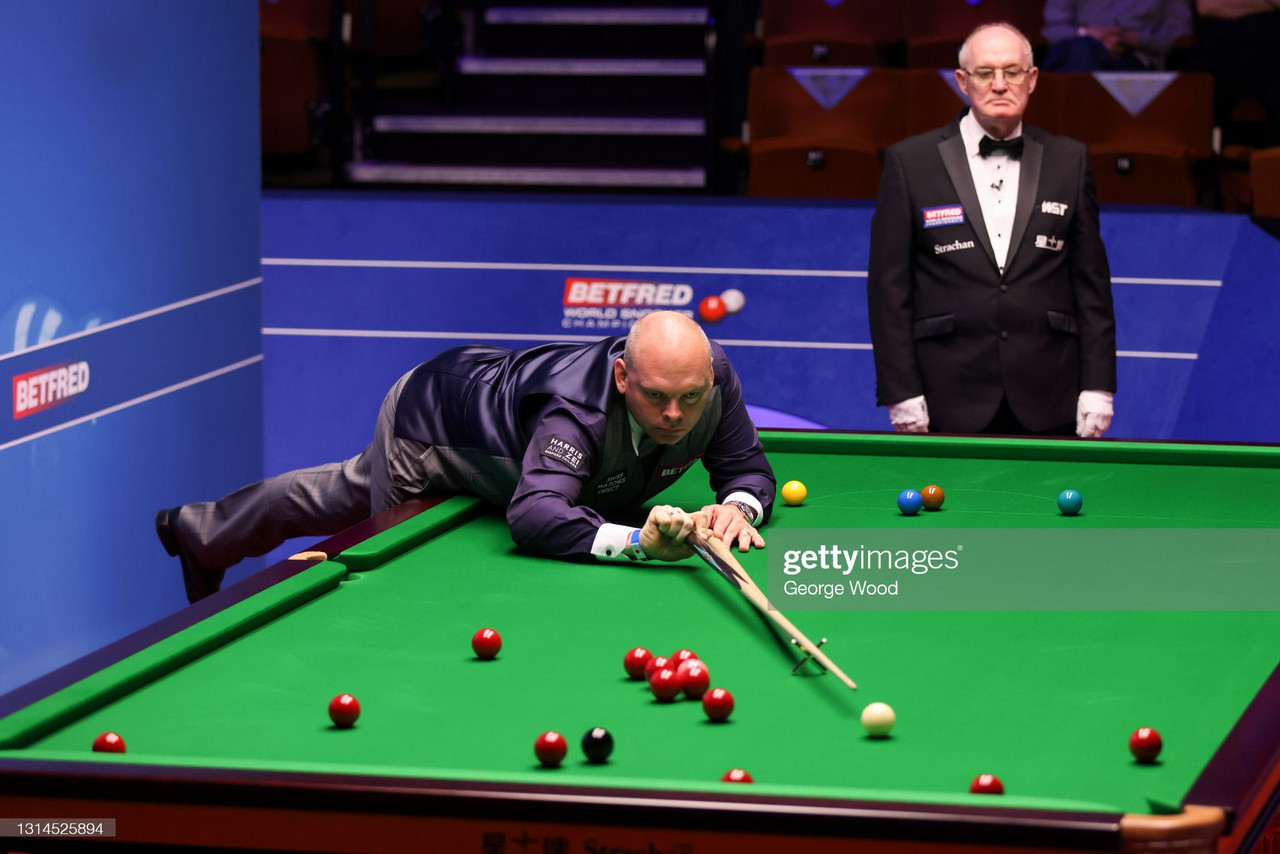 Bingham breezes into quarter-final 