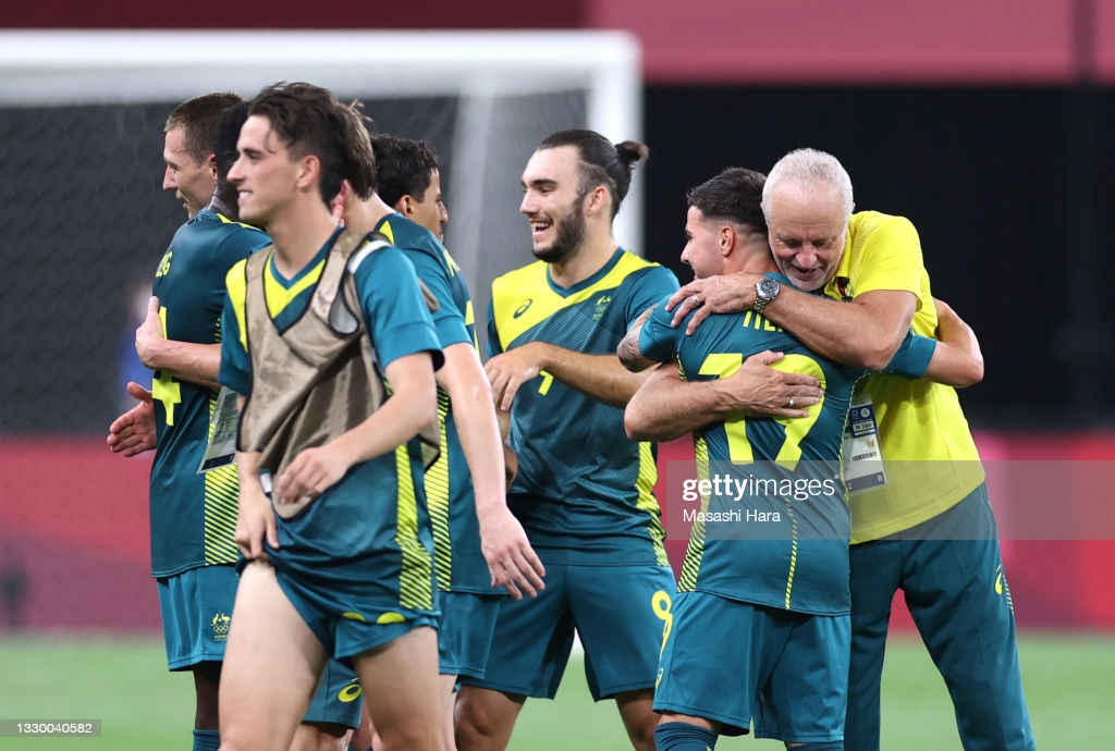 Tokyo 2020: Argentina 0-2 Australia: Olyroos stun 10-man Albicelestes