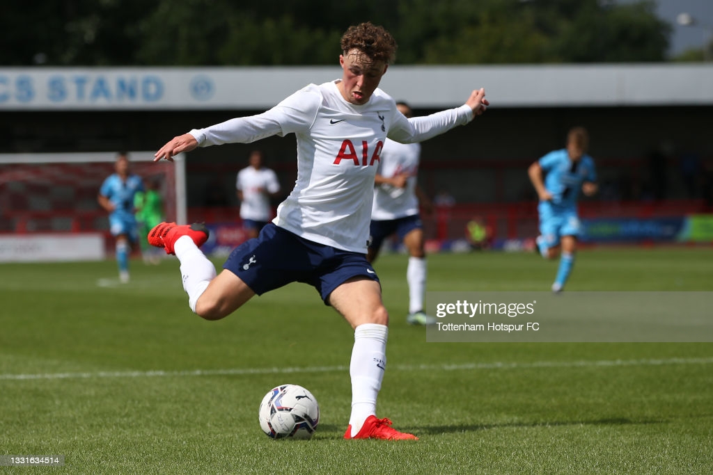 Tottenham's starboy, Alfie Devine signs first pro contract