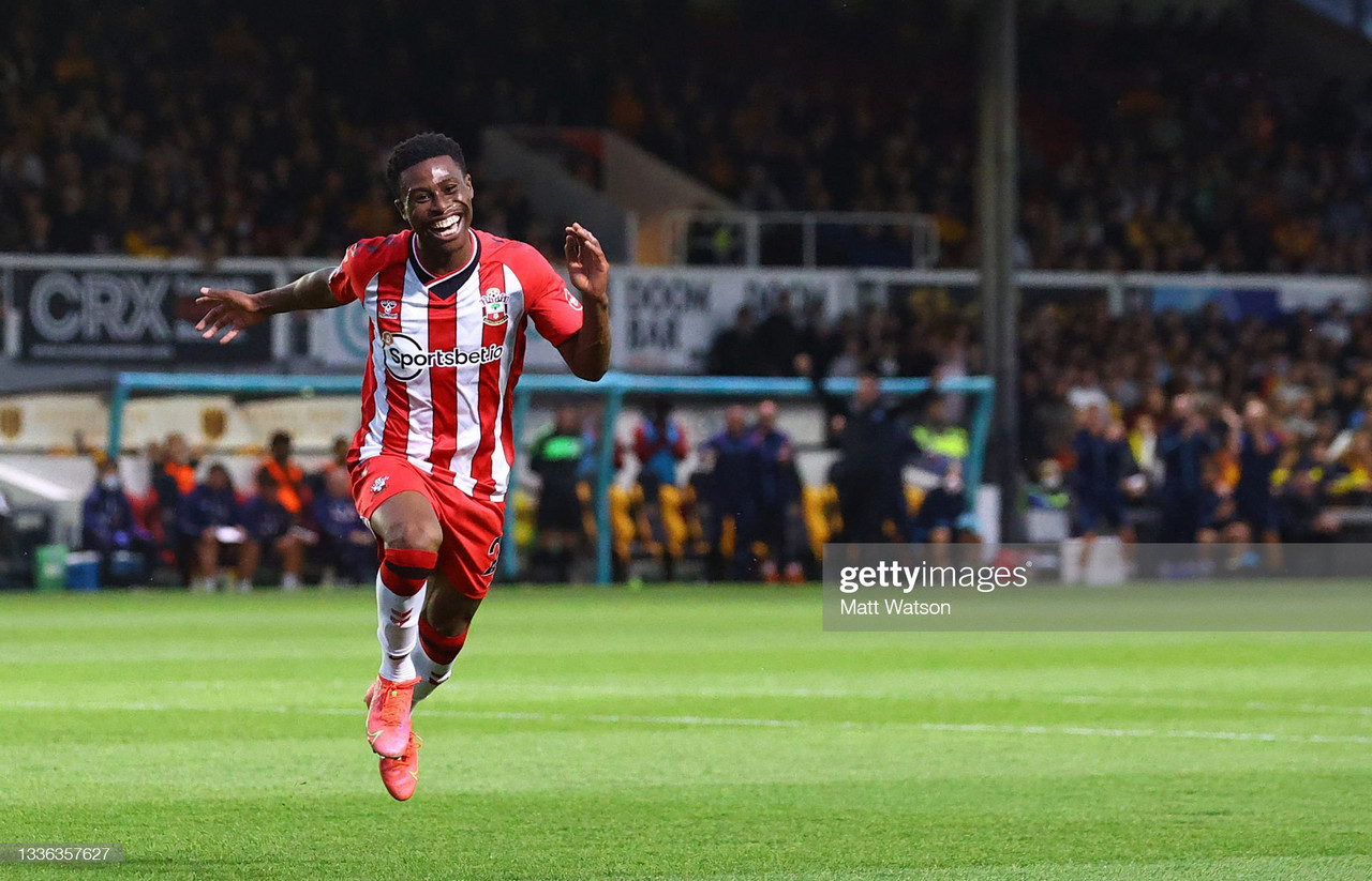 Nathan Tella of Southampton celebrates his goal to make it 0-1