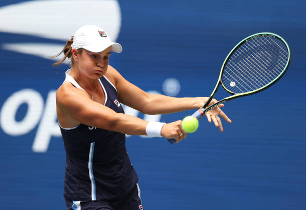 US Open Day 2 women's wrapup: Barty, Pliskova, Swiatek cruise; Andreescu edges Golubic