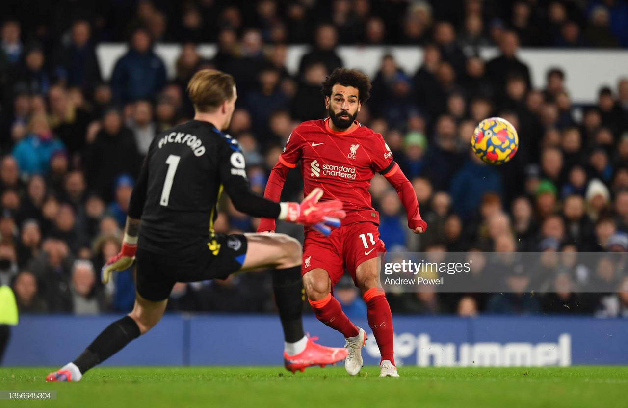 Everton 1-4 Liverpool: Liverpool put four past sorry Everton and set new goalscoring record